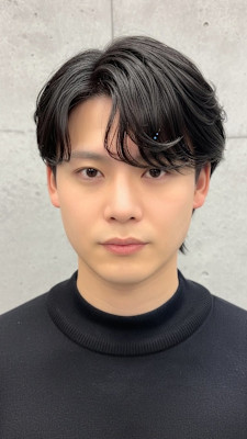 横浜 縮毛矯正｜桜木町 センターパート×曲がる縮毛矯正