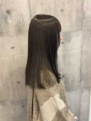 透明感オリーブグレージュ《ARCH Mayu》