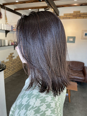 ラベンダーブラウン×外ハネミディアム