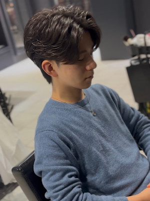 センターパート×ニュアンスパーマ×フェザーパーマ×men's