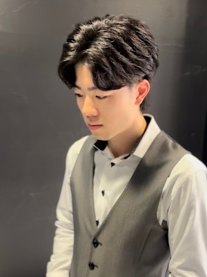 センターパート×ニュアンスパーマ×フェザーパーマ×men's