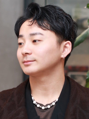 ラルフカール メンズパーマ アップバング ツーブロック