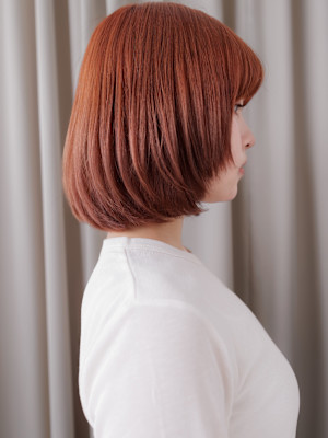 ワインレッド顔周りレイヤーカット小顔シャギーボブ20代30代