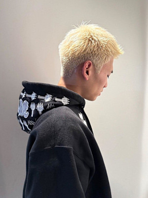 抜きっぱなしblond / spiky short cut