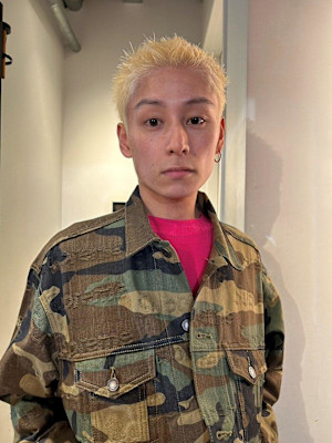 ブロンド メンズショート ブリーチ スパイキーショート