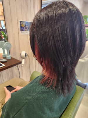 インナーカラー/暗髪×赤
