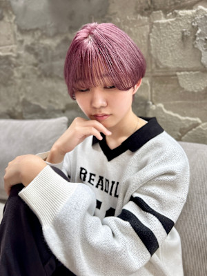 ハイトーンピンク×マッシュショート