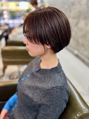 ショートボブ