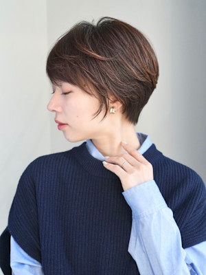 ショート・ボブ/丸顔/前髪あり/絶壁解消/40代/50代/