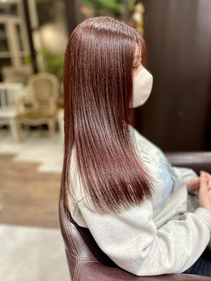 上品ツヤ感◎ 透明感ピンクブラウンストレート