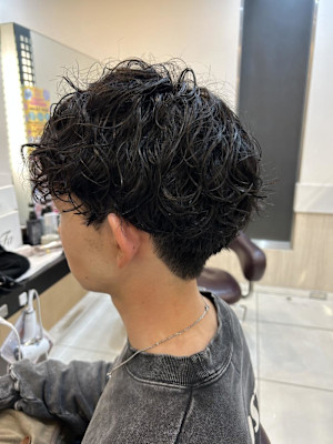 強すぎないカーリーヘア