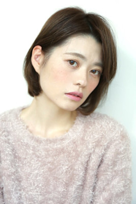 前髪なしふんわりボブスタイル