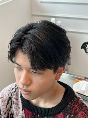 韓国風アップバングショート