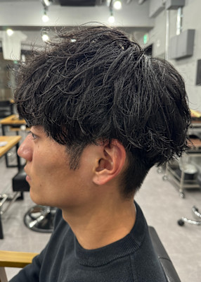 WAVY 桜木町×メンズシャドウパーマ