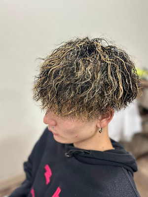 hair NAVONA 大浦店【ヘア ナヴォーナ】×スタイル