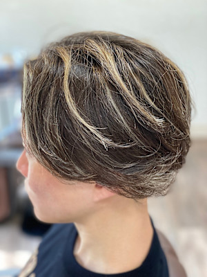 hair NAVONA 大浦店【ヘア ナヴォーナ】×スタイル