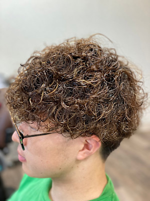 hair NAVONA 大浦店【ヘア ナヴォーナ】×スタイル