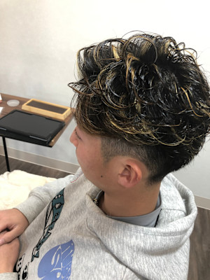hair NAVONA 大浦店【ヘア ナヴォーナ】×スタイル