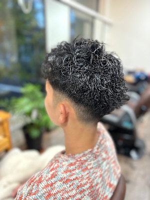 hair NAVONA 大浦店【ヘア ナヴォーナ】×スタイル