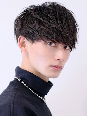 【ナチュラル無造作】サイドパートソフトツイストマッシュ