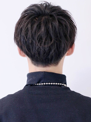 【ナチュラル無造作】サイドパートソフトツイストマッシュ