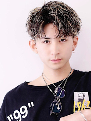 ハイライトかきあげコンママッシュ