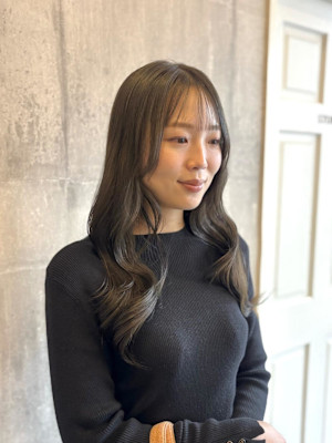 オリーブグレージュ《ARCH Mayu》