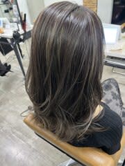 白髪ぼかしハイライトブリーチダブルカラー池袋駅徒歩1分駅近