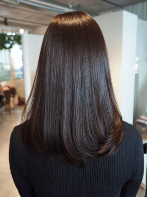 髪質改善トリートメント セミロング ブラウンカラー 30代