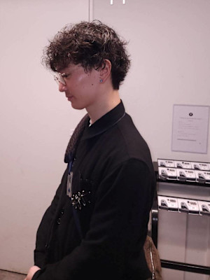 ウエーブマッシュボブ