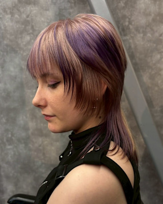 セクションカラー　デザインカラー　ケアブリーチカラー