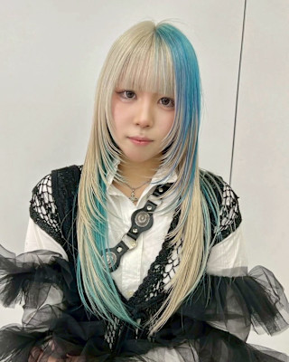 セクションカラー　デザインカラー　ケアブリーチカラー