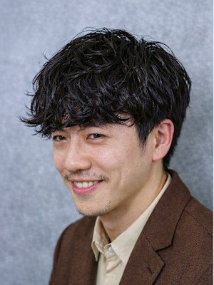 シャドウパーマ