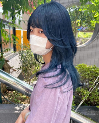 ダークブルー/ハッシュカット/顔周りカット