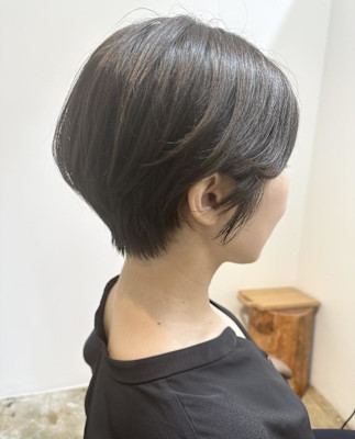 ショートボブ