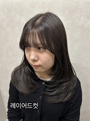 レイヤーカット/グレージュカラー/韓国ヘア