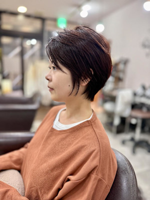 大人女性のための上品ショートボブ