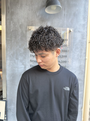 ツイストスパイラルマッシュ × 刈り上げパーマ