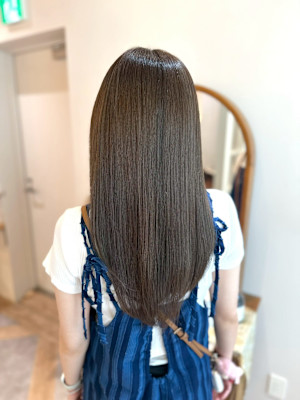 ナチュラル美髪ストレートロング