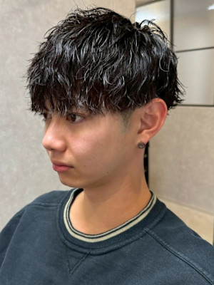 ニュアンスパーマ マッシュショート ツーブロック 刈り上げ