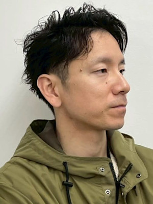 刈り上げ ツーブロック ニュアンスパーマ メンズショート