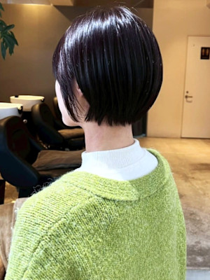 レイヤーボブ  暗髪 アッシュブラウン ショートカット