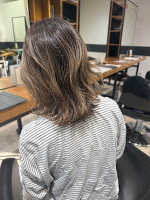 ナチュラルルーツカラー