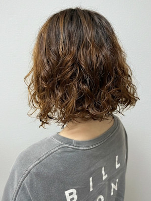 デジタルパーマ アッシュブラウン ミディアムレイヤー 30代