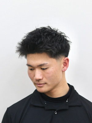 ローフェードスパイキーショート