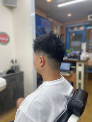 VERDE BARBER'S CLUB SHINBASHI