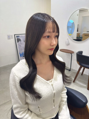 オリーブカラー/オリーブグレージュ/レイヤーカット/ベージュ