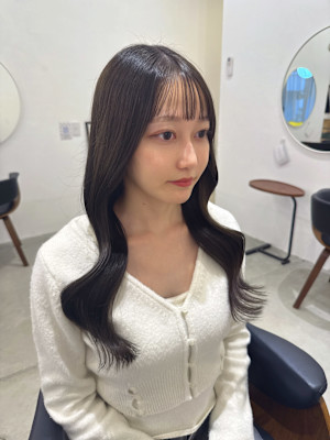 オリーブグレージュ/オリーブベージュ/レイヤーカット