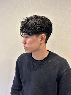 センターパート／フェザーパーマ