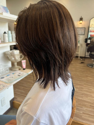 ミディアム／レイヤーカット